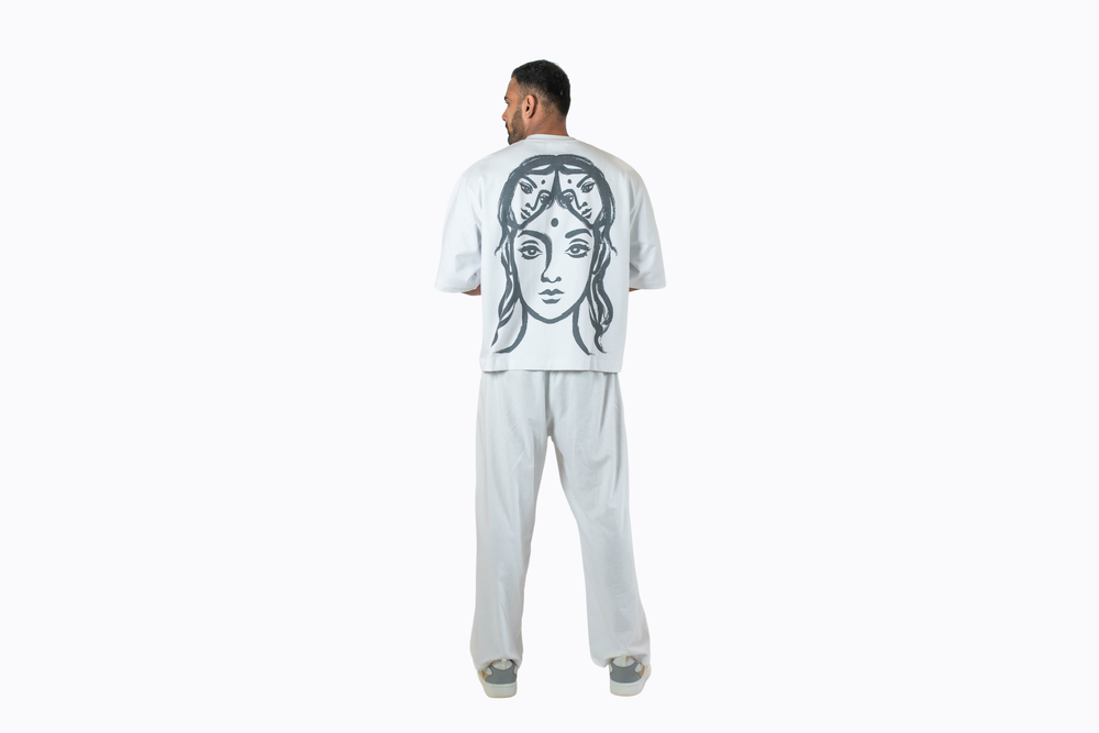 T-Shirt - Indian lady